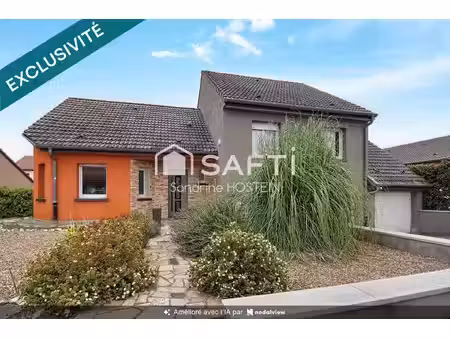 maison individuelle 2005 de 180m2 hab sur 570m2.