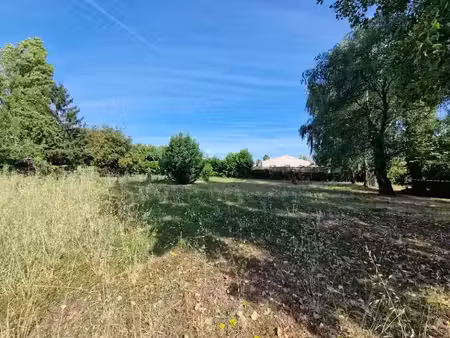 vente terrain 841 m² à tonnay-charente (17430)  85 000 €