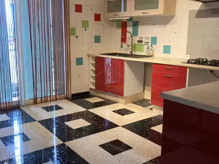 a louer maison de village meublée pour 3 colocataires avec g
