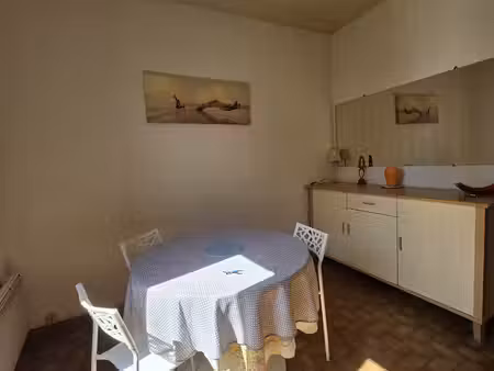 pezenas  centre ville studio meuble 