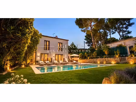 maison contemporaine avec piscine et jardin hauts de saint jean-hauts de l’aubarede - le c