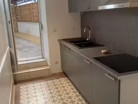 appartement t3 avec terrasse centre ville de montceau-les-mines