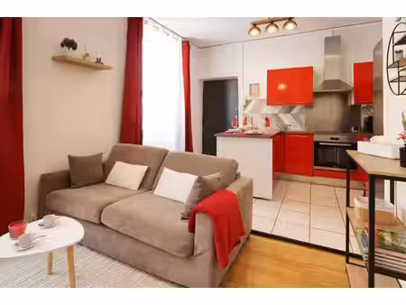 nîmes (30000) - rue de la pitié - appartement t2 meublé mode