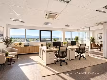 local professionnel à louer saint pierre en faucigny 3 pièce(s) 53m2 1 140€/mois ht/hc