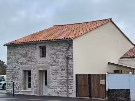 maison en centre ville - 2 chambres - saint jean d’hermine - 85210