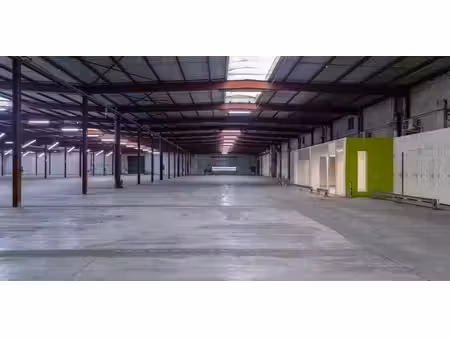 entrepôt à louer à waregem pour € 11.120
