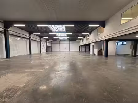 bâtiment d'entreprise polyvalent à louer à machelen
