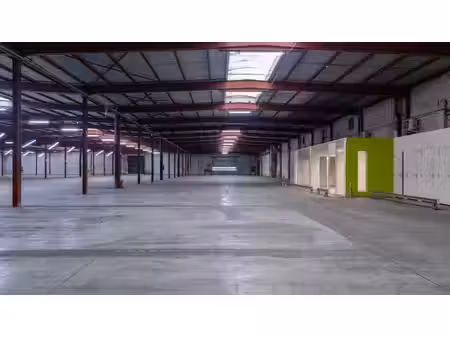 magazijnruimte 4.468m² te huur in waregem