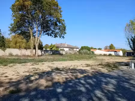 vente terrain 410 m² à les sables-d'olonne (85100)  153 000 €