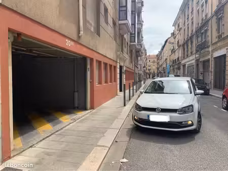 location garage box sécurisé championnet