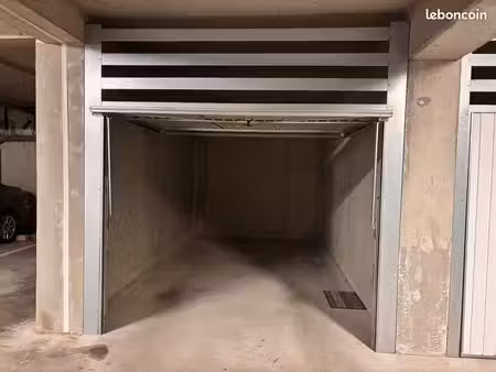 box à louer proche gare dinan