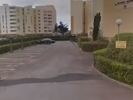 parking à louer
