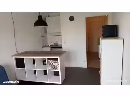 studio 22m2 dans residence etudiante