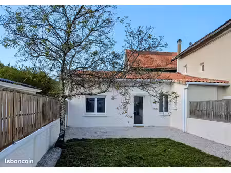 à louer • maison avec jardin et parking • périgueux