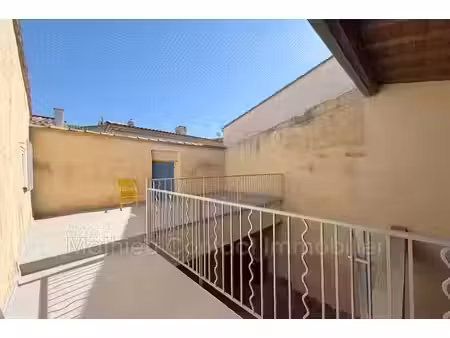 location appartement 2 pièces 62.31 m² à nimes (30000)  740 €