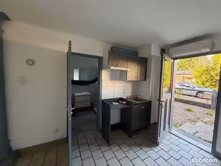 appartement de plain-pied à la rivière-saint-sauveur