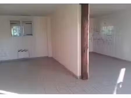 location appartement 3 pièces à saint-aubin-de-blaye (33820)  700 €