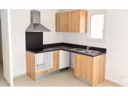 location appartement 2 pièces 47.92 m² à brignoles (83170)  750 €