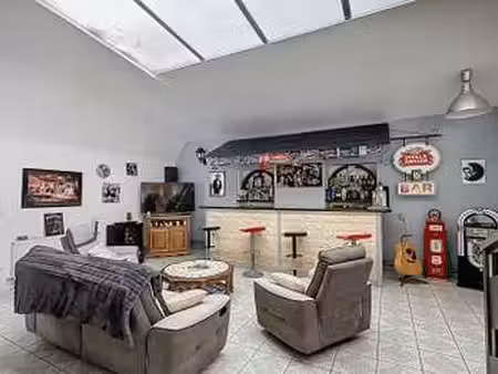 vente immeuble piscine à feurs (42110) : à vendre piscine / 136m² feurs