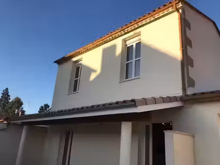 location maison 3 pièces 66.84 m² à langon (33210)  890 €