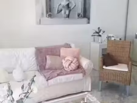 location meublée appartement 1 pièce 28 m² à cannes la bocca (06150)  1 200 €