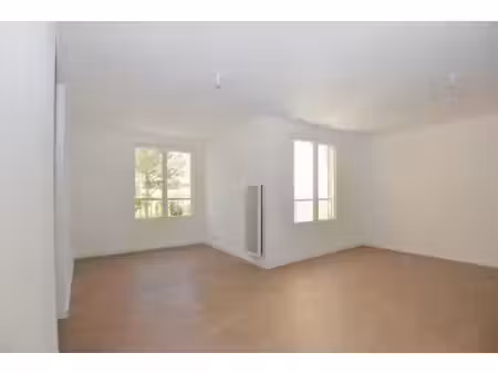 location appartement 3 pièces 69.7 m² à castelnau-le-lez (34170)  1 211 €