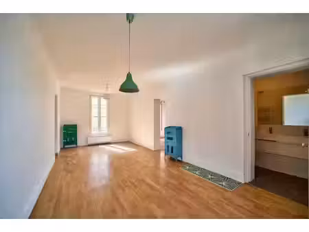 location appartement 3 pièces 45 m² à vincennes (94300)  1 290 €