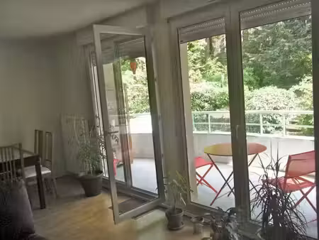 location appartement 3 pièces 65 m² à chaville (92370)  1 690 €