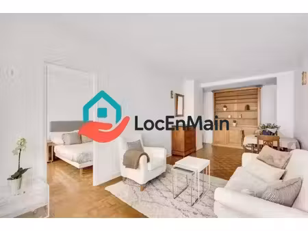 location meublée appartement 2 pièces 54 m² à paris 8ème (75008)  1 985 €