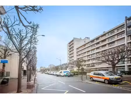 location appartement 3 pièces 68 m² à levallois-perret (92300)  2 105 €