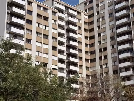 t2 / 50m² / choisy le roi (rer c)