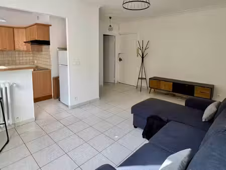 2p 40 m2 vincennes proche rer