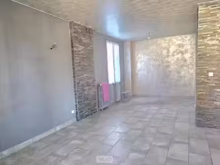 vente maison 3 pièces 77.8 m² à vierzon (18100)  74 800 €