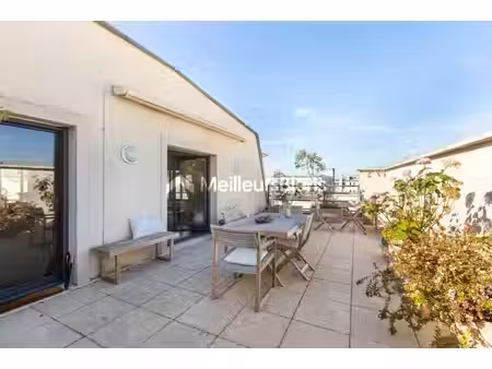 levallois perret /anatole france- dernier étage avec terrasse de 40m²