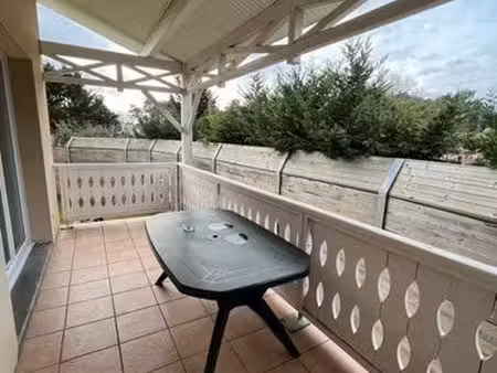 appartement t3 soulac-sur-mer - 45 m2 - 700 euros ttc