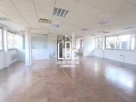 location bureaux 170m²