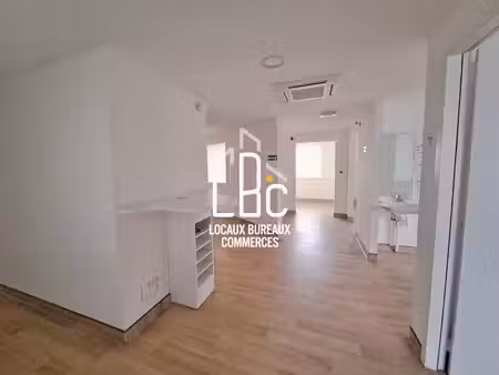 location bureaux saint herblain 44800 248m²