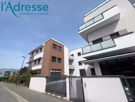 vente entrepôt / local industriel 30 pièces  2643.00m²  noisy