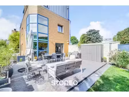 maison 7 pièces avec jardin et piscine