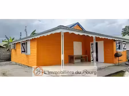 sainte rose- bis: maison 3 chambres louée vide