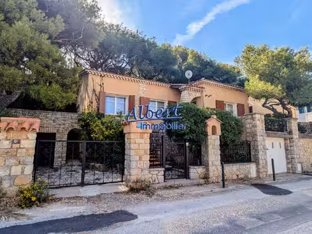 maison sanary sur mer 5 pièce(s) 100.70 m2