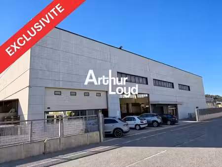 location entrepôt 1348m²