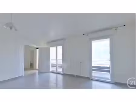 appartement f2 à louer - 2 pièces - 40 89 m2 - trappes - 78 - ile-de-france