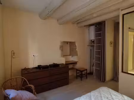 t2 34m2 ( 25min d'aix en provence )