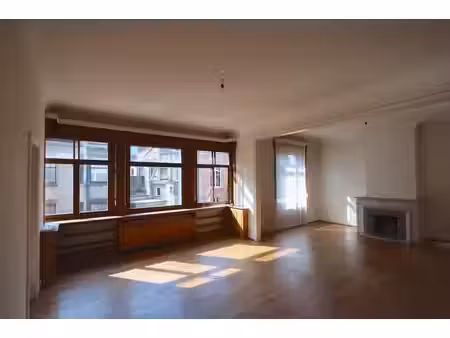 appartement 3 ch. lumineux  parquet