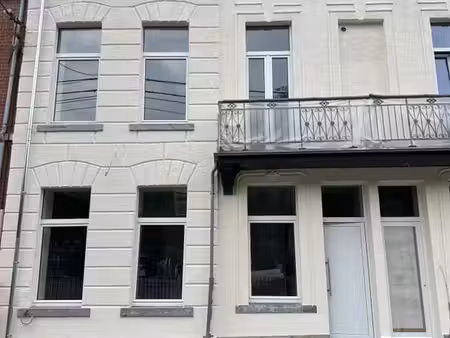maison unifamiliale 4 chambres - 2 sdb - terrasse sud