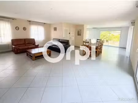 maison 2 pièces 90 m²