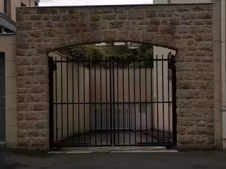 garage fermé premium – saint-servan centre – rare à la vente