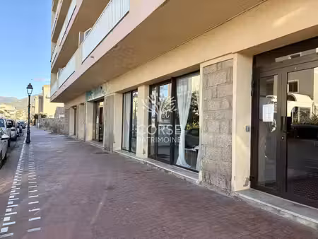 local commercial à vendre