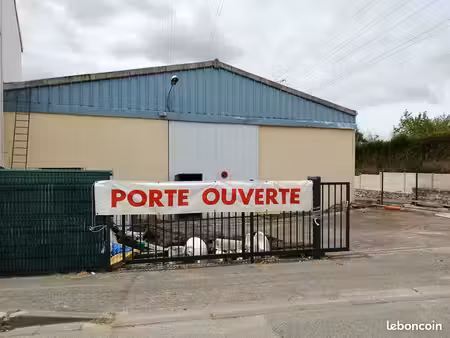 vannes depot emplacement dans entrepot pour entreposage